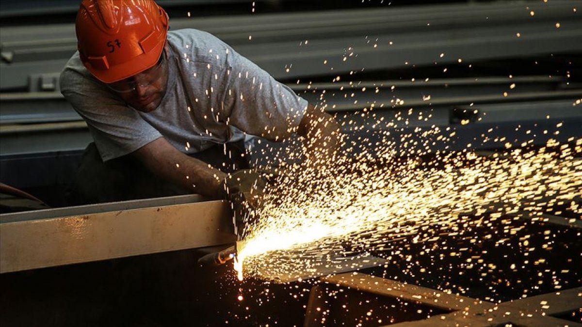 PMI 1 yıl sonra eşik değerin altında