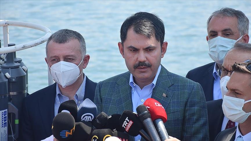 Çevre ve Şehircilik Bakanı Kurum: Marmara'mızı, boğazımızı kaderine terk etmeyeceğiz