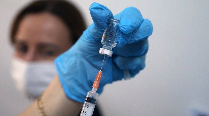 COVID-19 aşı randevuları 40 yaş üzerine de açıldı