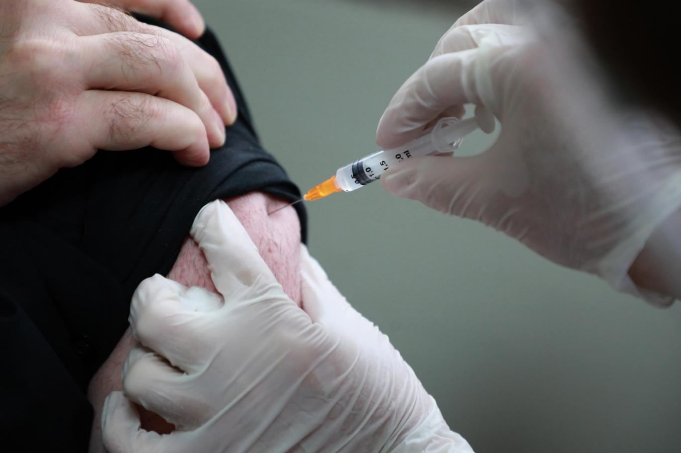 18 yaşından gün almış herkese aşı randevusu açılıyor