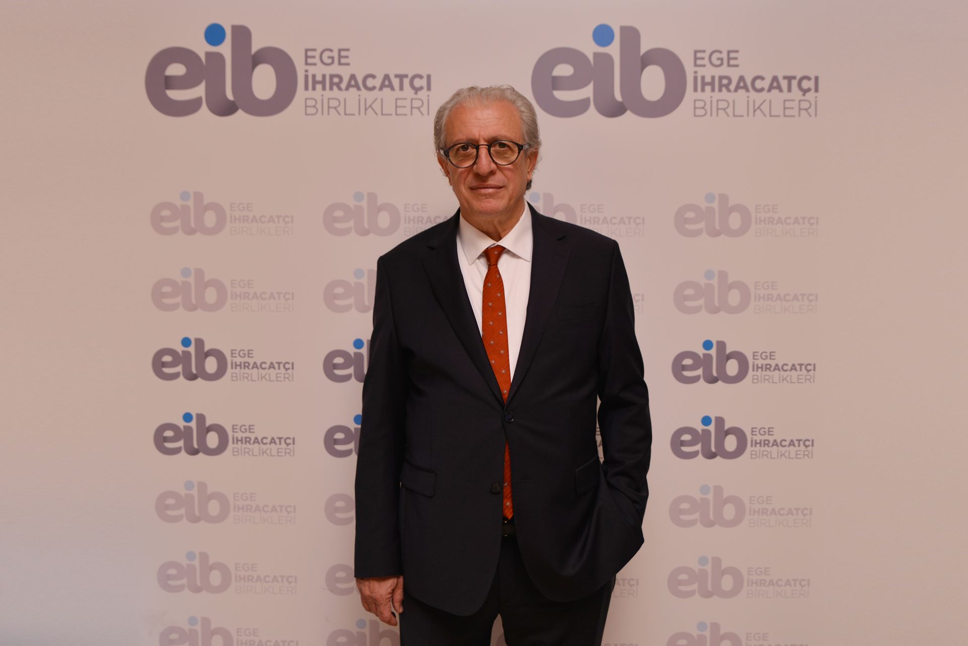 EİB, 1,5 milyar dolar barajını aştı