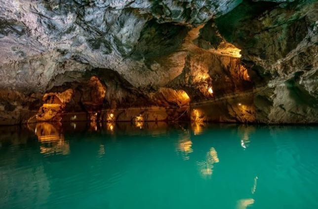 Dünyanın üçüncü, Türkiye'nin ise en uzun yeraltı gölü