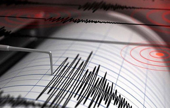 Ege Denizi'nde 5 büyüklüğünde deprem