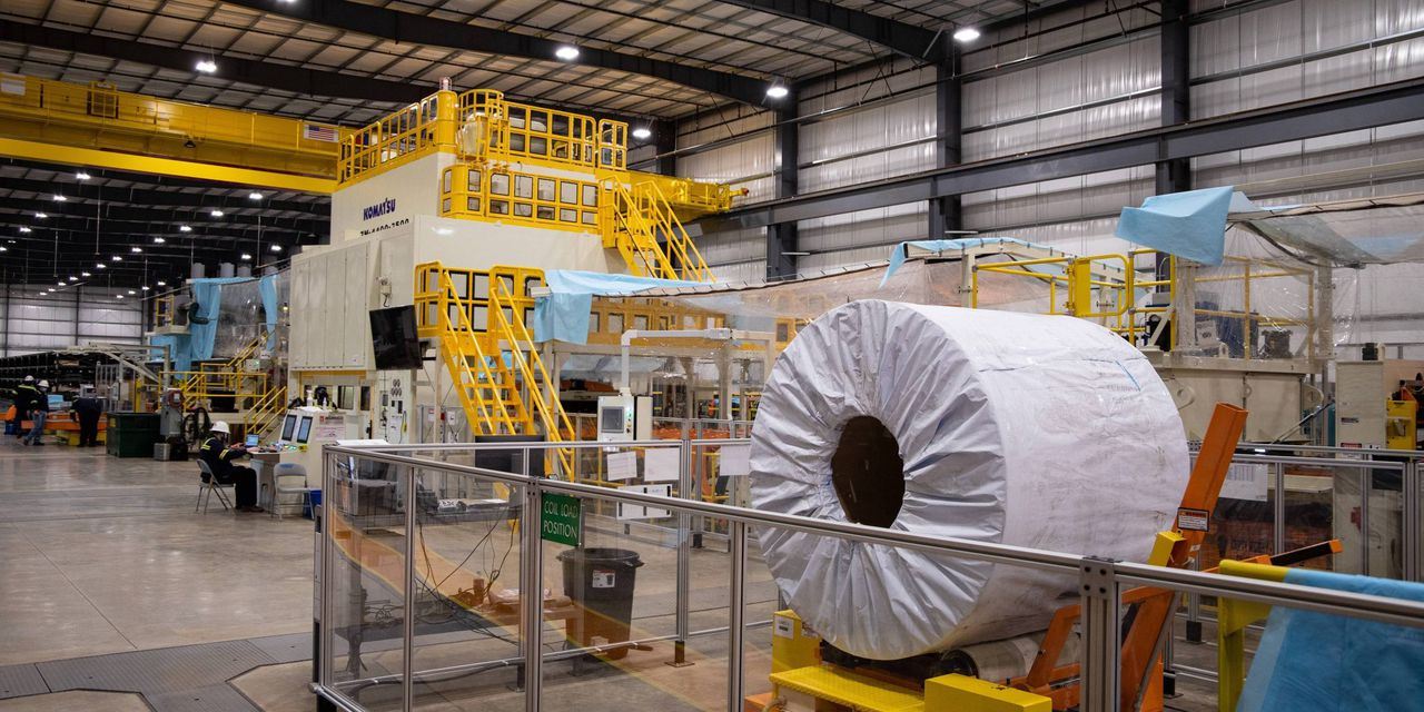 Çelik ve otomobil liderleri Madison'da 40 milyon dolarlık yeni tesis için güçlerini birleştirdi