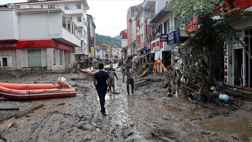 Sel nedeniyle Kastamonu'da 25, Sinop'ta 2 kişi hayatını kaybetti