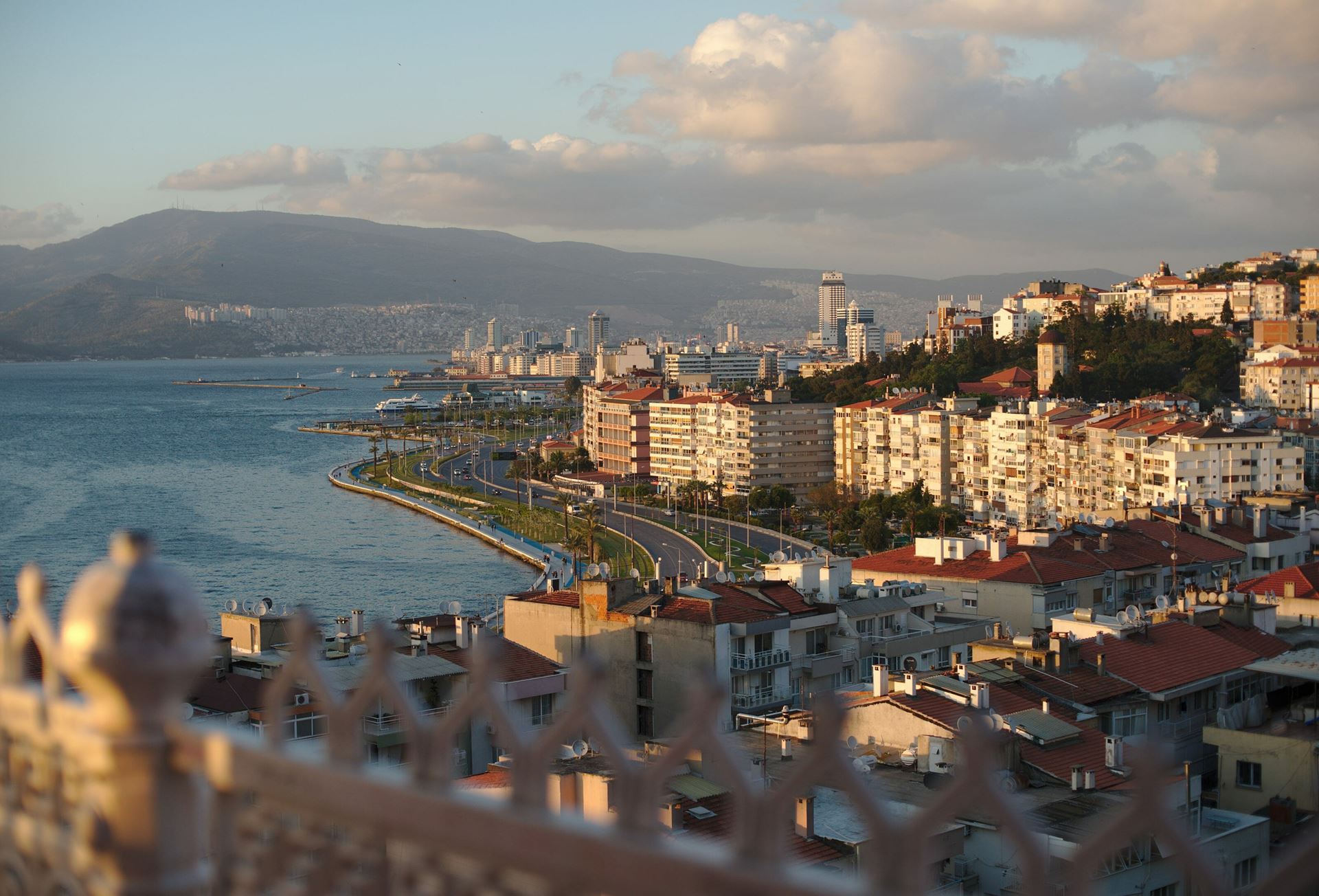 İzmir Konut fiyat artışında Dünya'da birinci