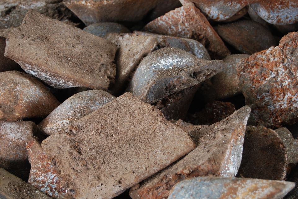 Brazil's pig iron export price falls on low demand