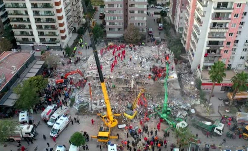 İzmir depreminde yıkılan Doğanlar Apartmanı davası başladı!