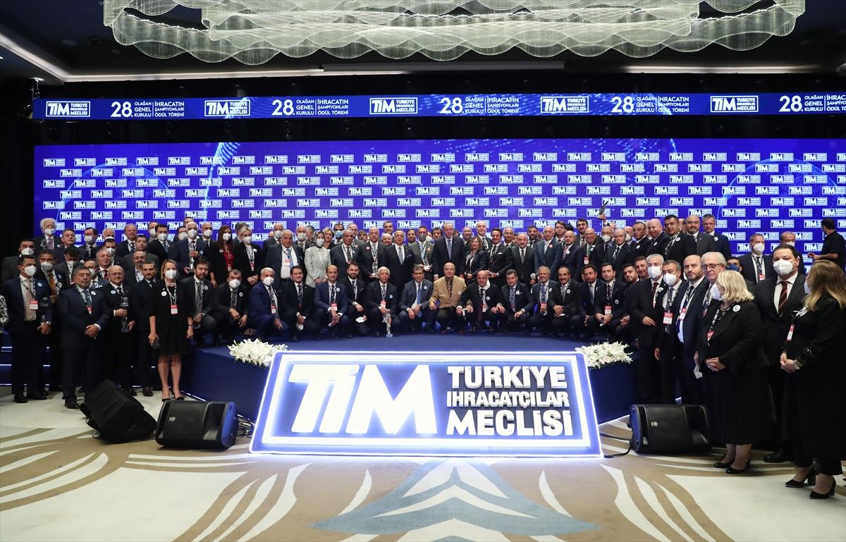 İhracat şampiyonları ödüllendirildi