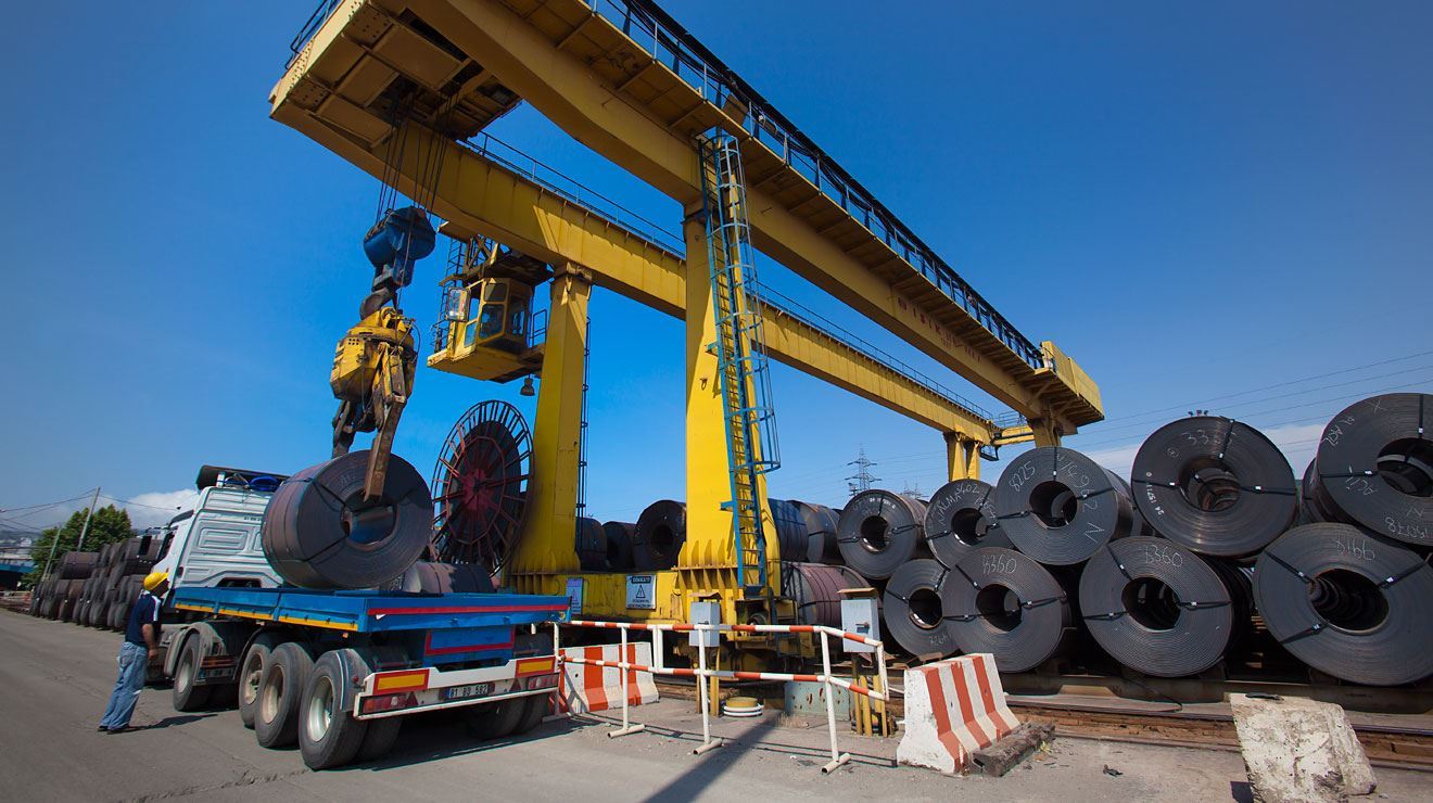 China continues to reduce its steel exports!