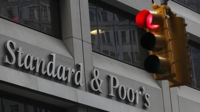 S&P, Türkiye'nin notunu teyit etti, görünümünü "negatif"e çevirdi