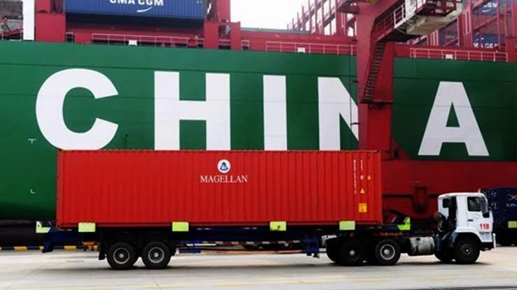 Commodity blow to industrial profitability in China