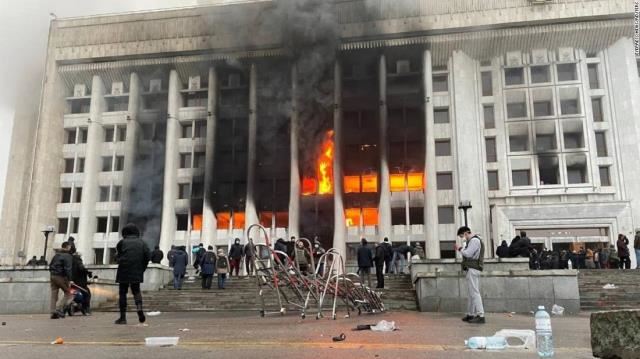 Kazakistan'daki olayların arka planında Rus varlıklarının riskleri neler?