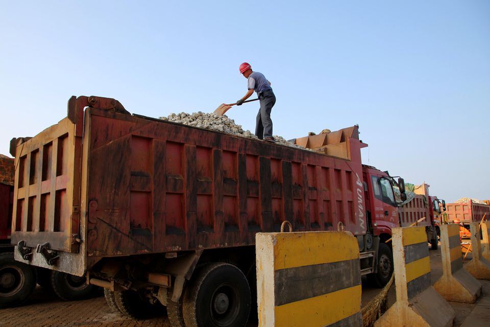 China warns speculators on iron ore prices!