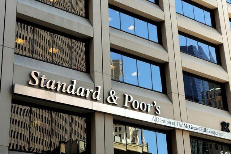 S&P, Rusya ve Ukrayna'nın kredi notunu düşürdü