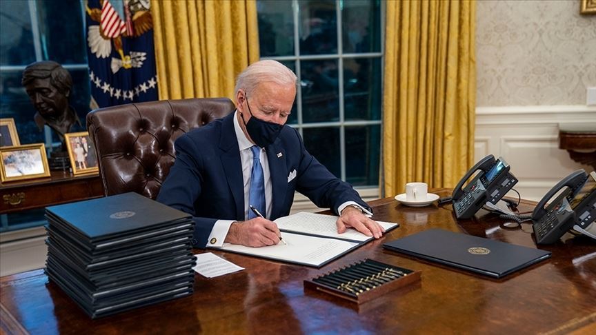 Biden approves $1.5 trillion budget