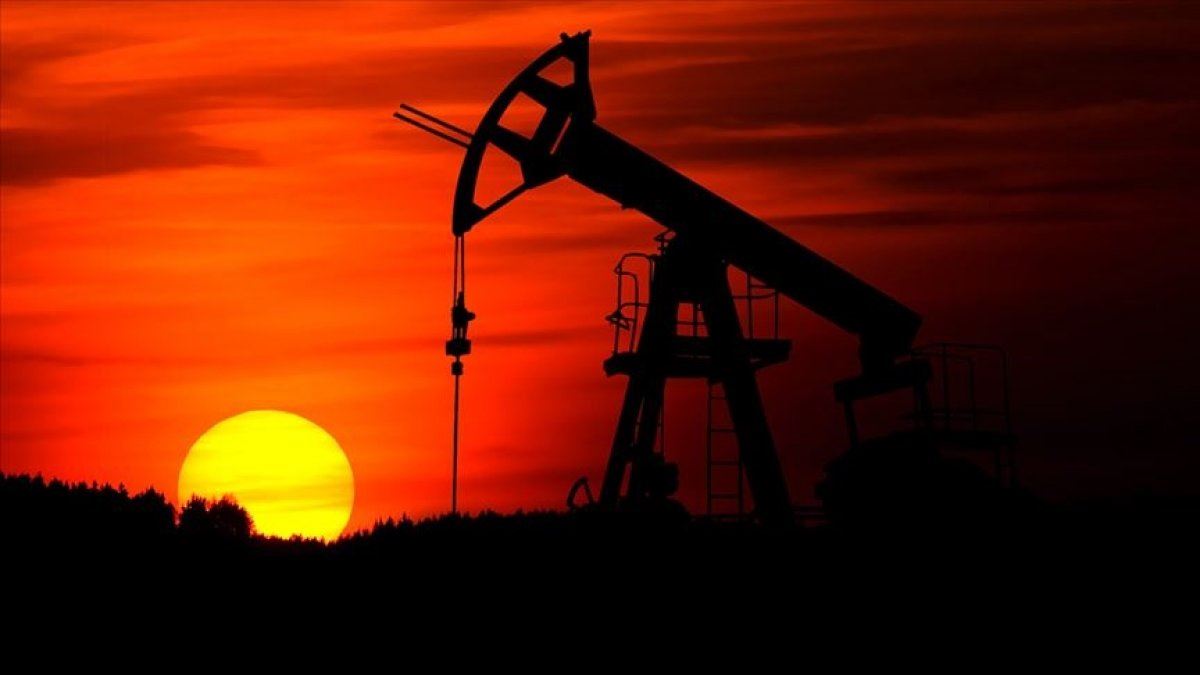 Brent oil price per barrel is $108.22