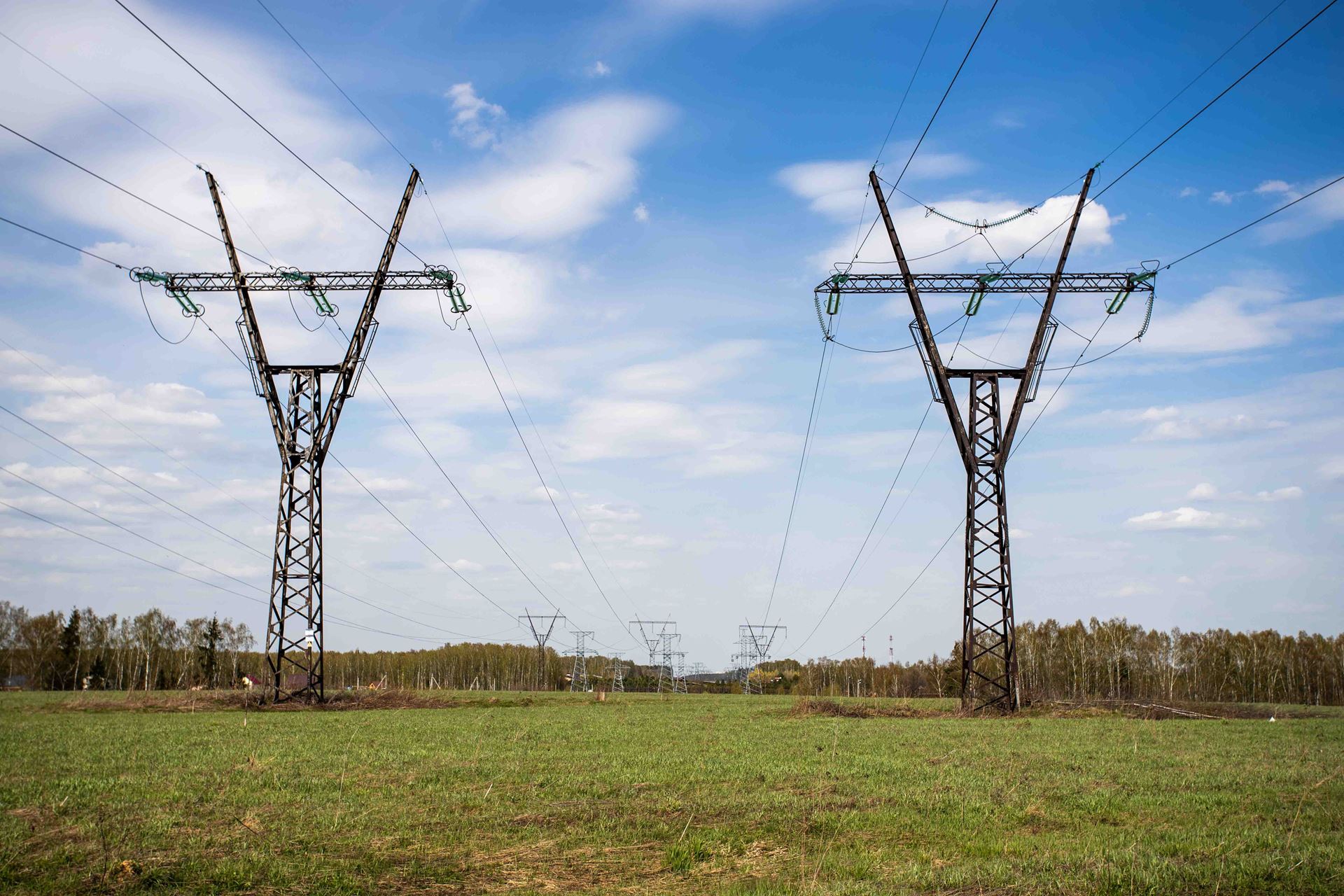 Sanayi ve iş yeri elektriği yüzde 86 zamlanıyor