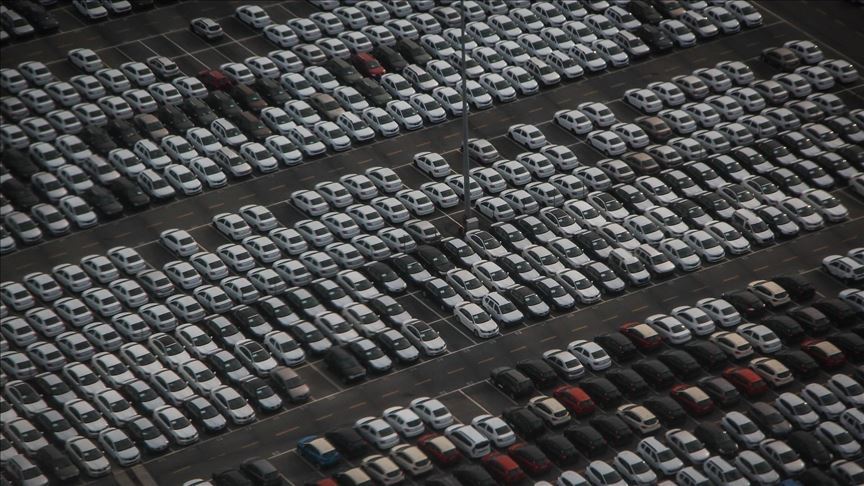 Total vehicle production of Japanese companies fell in April