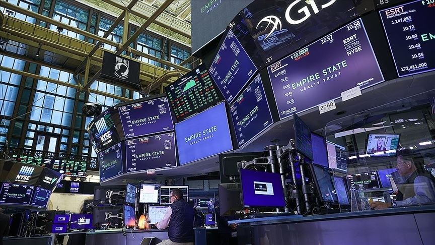 Global markets agitated by recession concerns