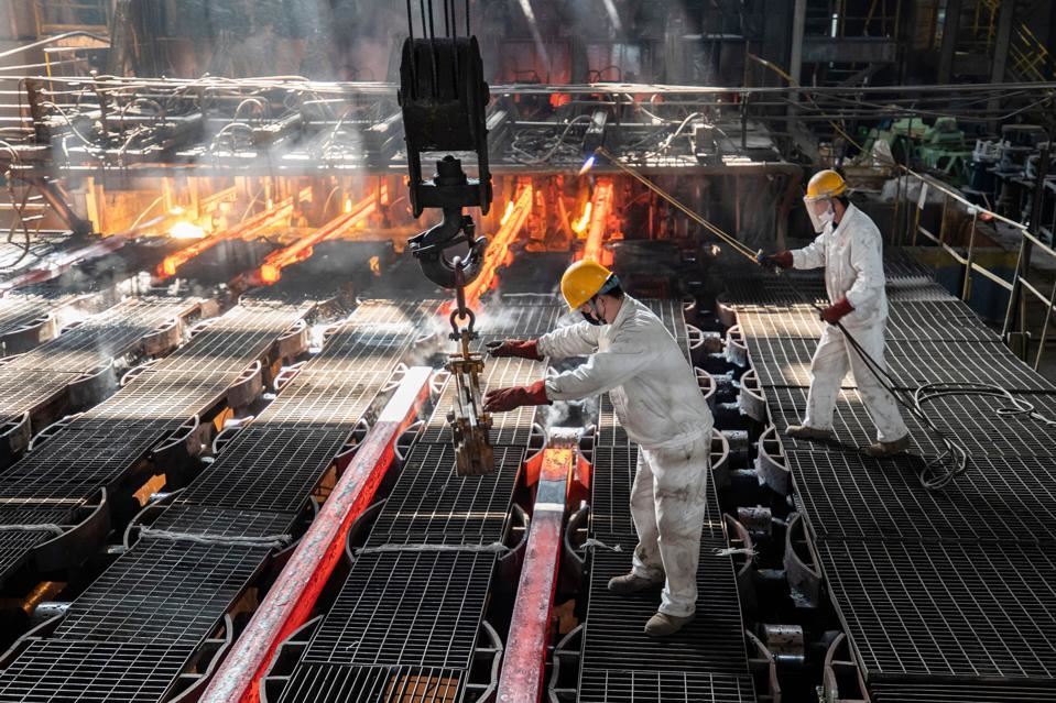 China’s steel mills decrease output to ease steel supply exceeding demand