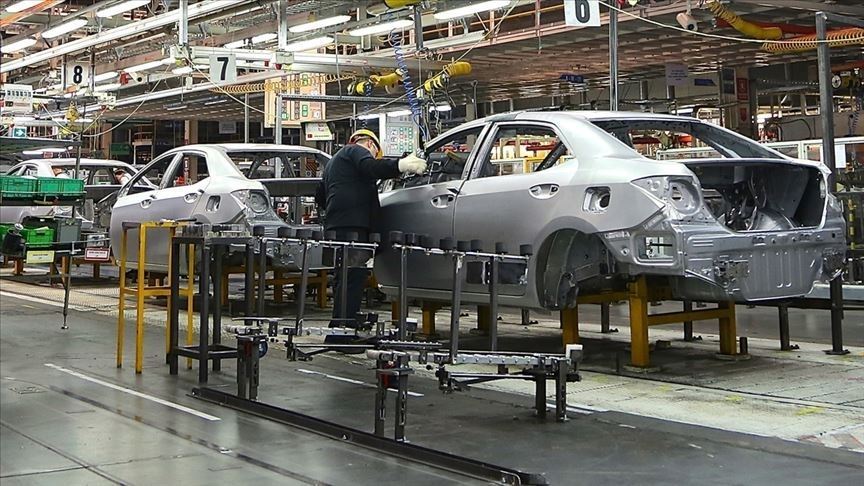 Toyota extends production shutdown