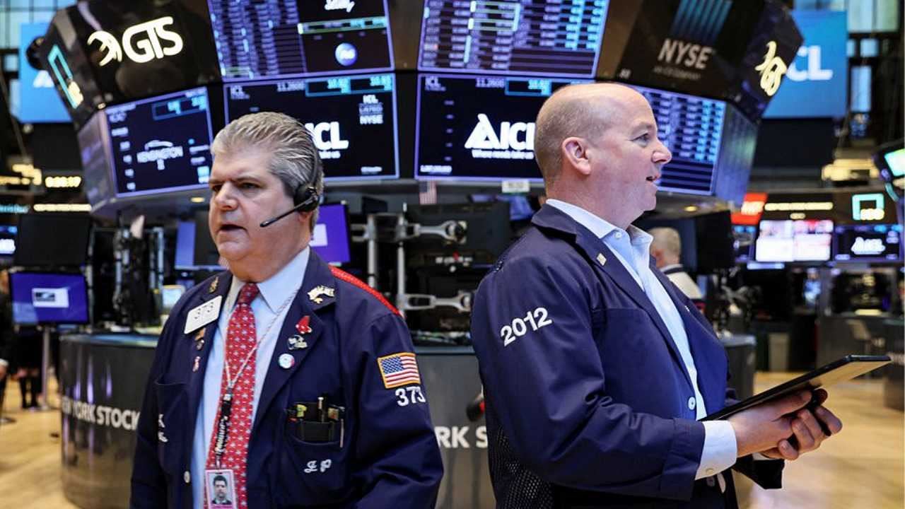 New York stock market opens lower as tensions between the USA and China escalate