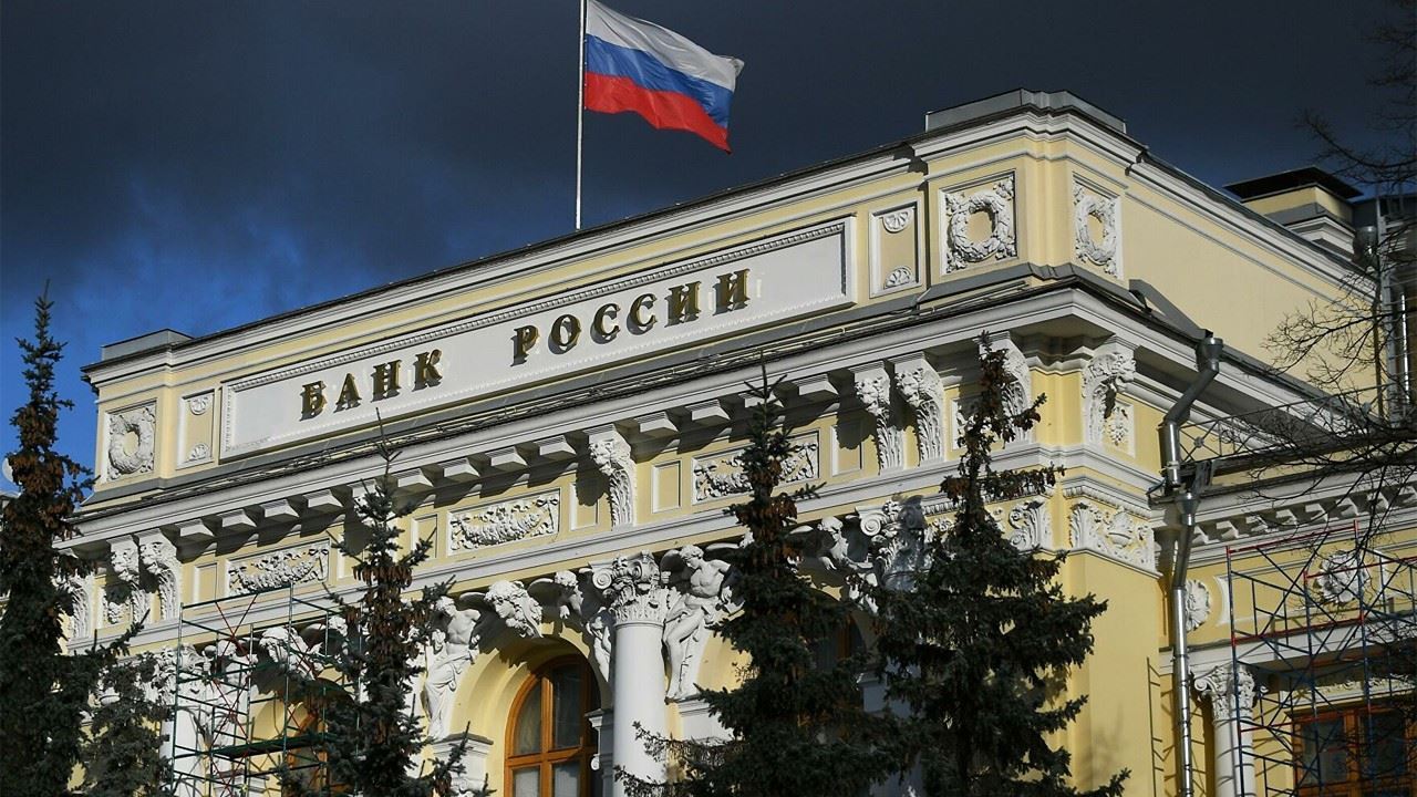 Russian Central Bank to reduce use of dollar and euro