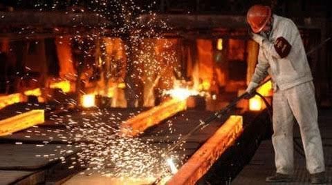 Decline in steel prices also affects stocks
