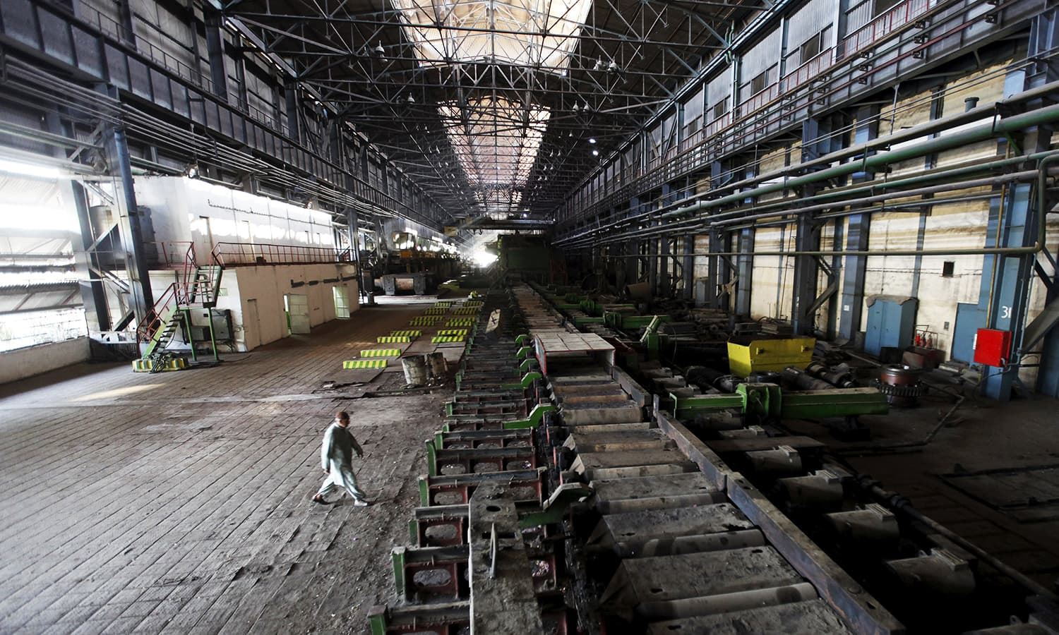Pakistan's Amreli Steel extends the closure of all its plants
