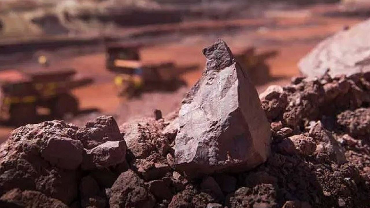 Almanya’da demir cevheri düştü!