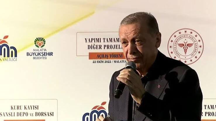 Cumhurbaşkanı Erdoğan: Yatırımcıyı faiz zulmünden kurtaracağız