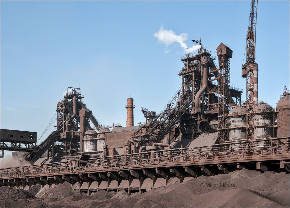 Ural Steel builds factory for seamless pipe production
