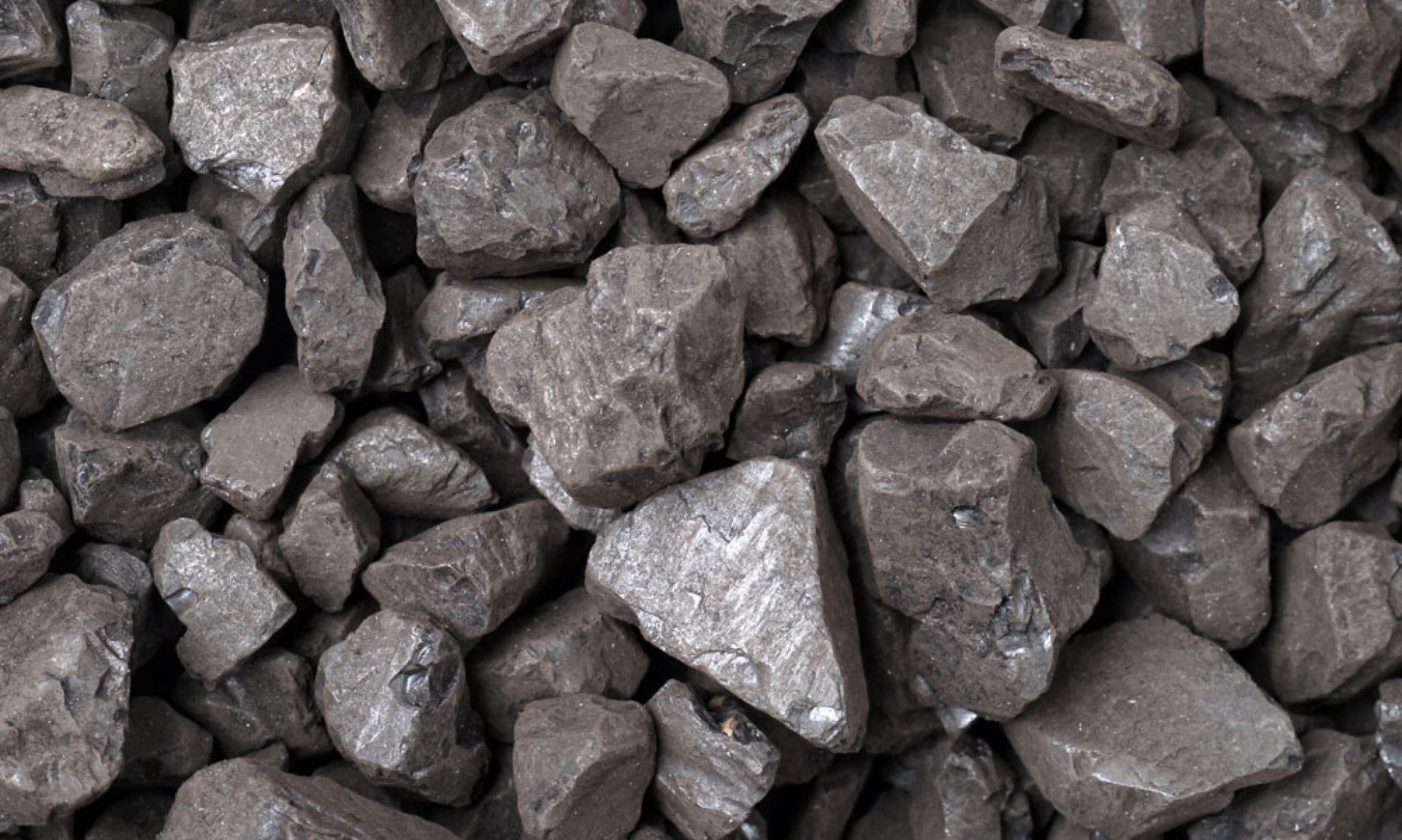 Iron ore prices rise