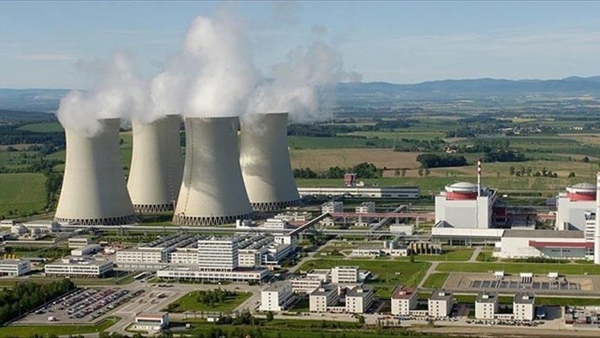 İran 300 megavat kapasiteli yeni nükleer enerji santralinin inşasına başladı