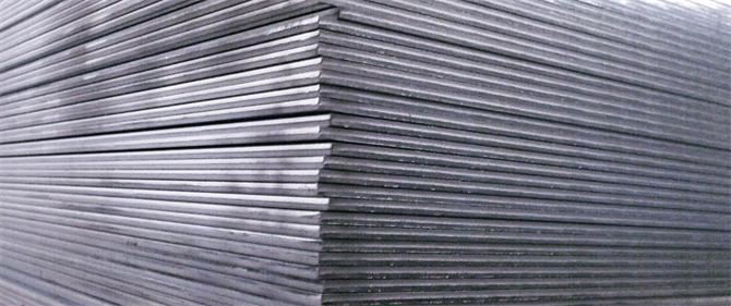 How much are steel plate prices in Italy?