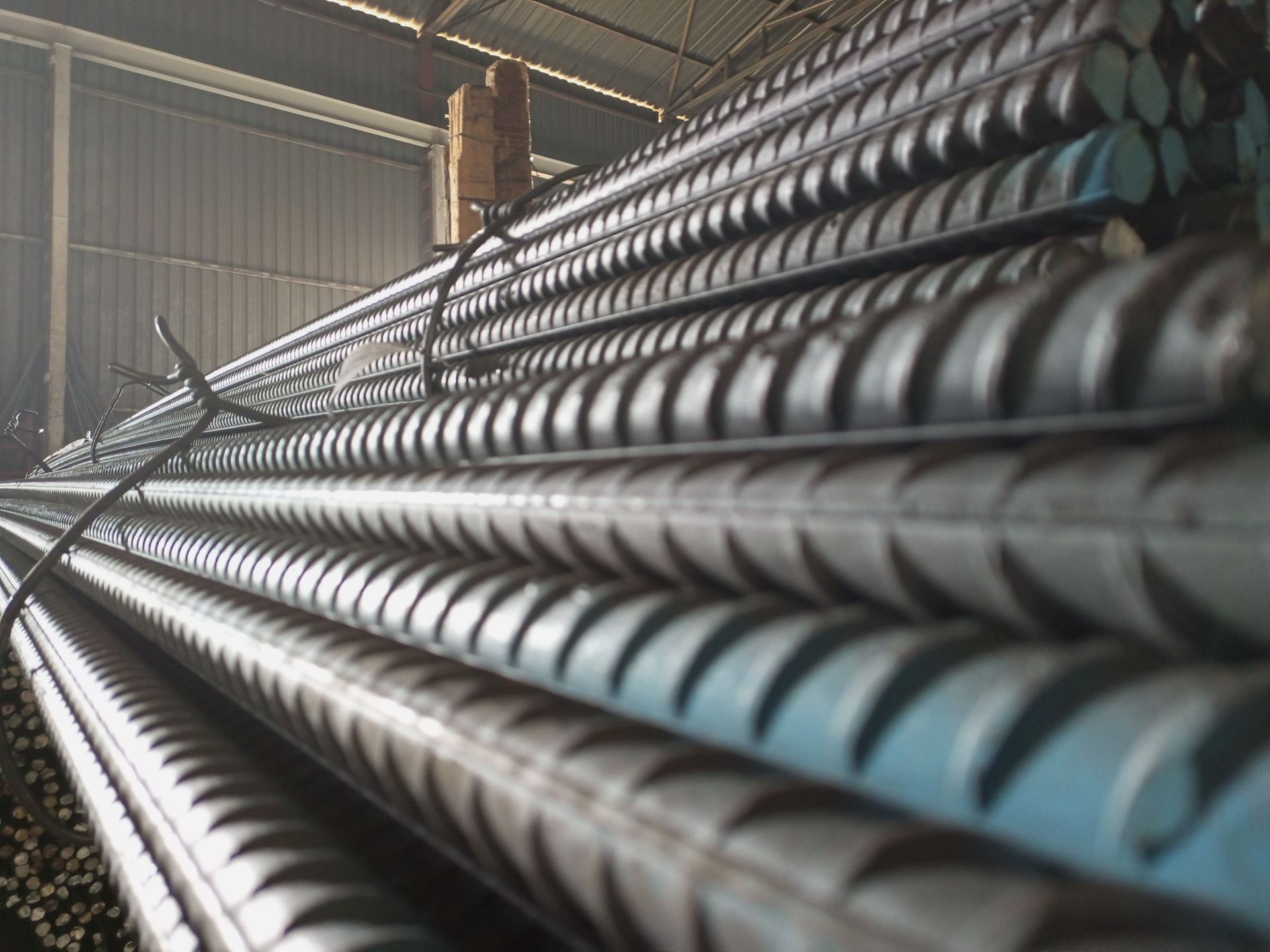 İçdaş announced the prices of rebar and wire rod on 20 December