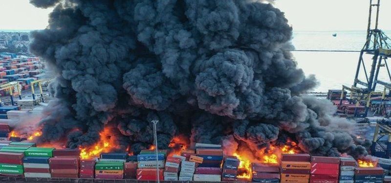 The fire at Iskenderun Port continues on its third day