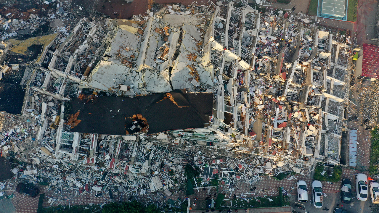 Kahramanmaraş merkezli depremlerde can kaybı 20 bini aştı