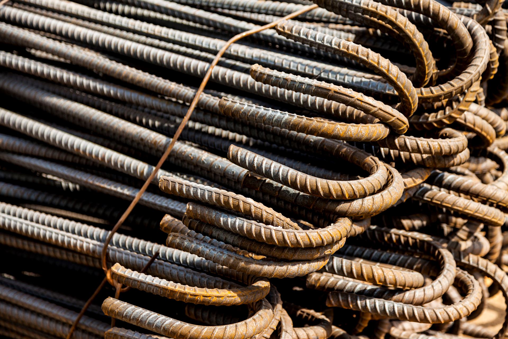 Long product prices in Italy remained stable due to weak demand