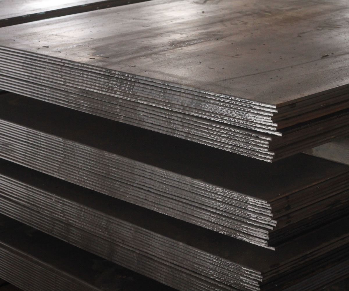 How much are steel plate prices in Italy?