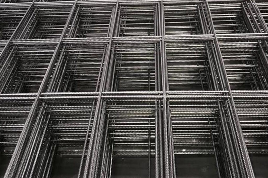 Wire mesh prices in the UK continue to decrease