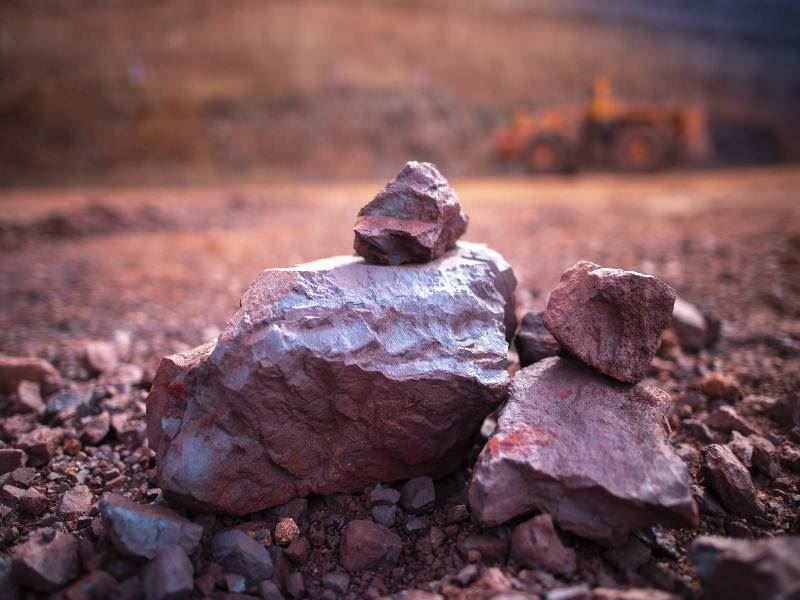 The iron ore prices started the week with a decrease