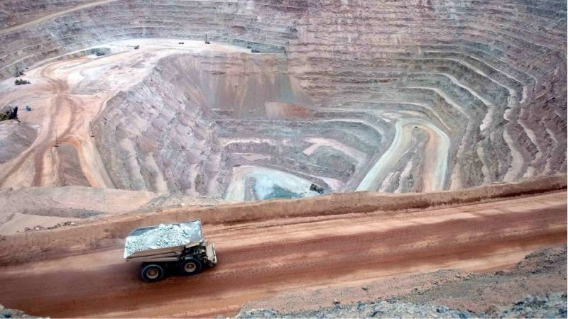 BHP increased its annual export target for Western Australian iron ore to 300 million tonnes