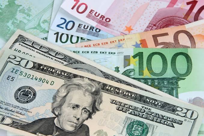 Euro/dolar paritesi son 1 yılın en yüksek seviyesinde