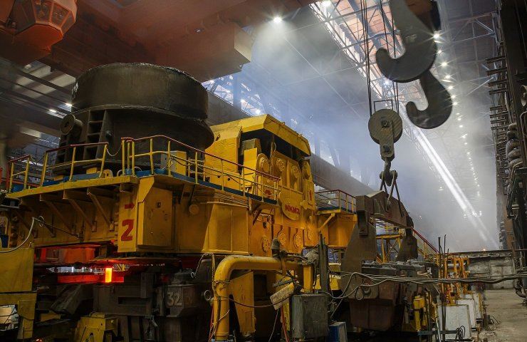 Ukraine's Metinvest cuts some of its capacity