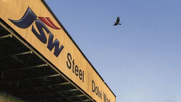 JSW Steel'in ham çelik üretimi Nisan ayında arttı