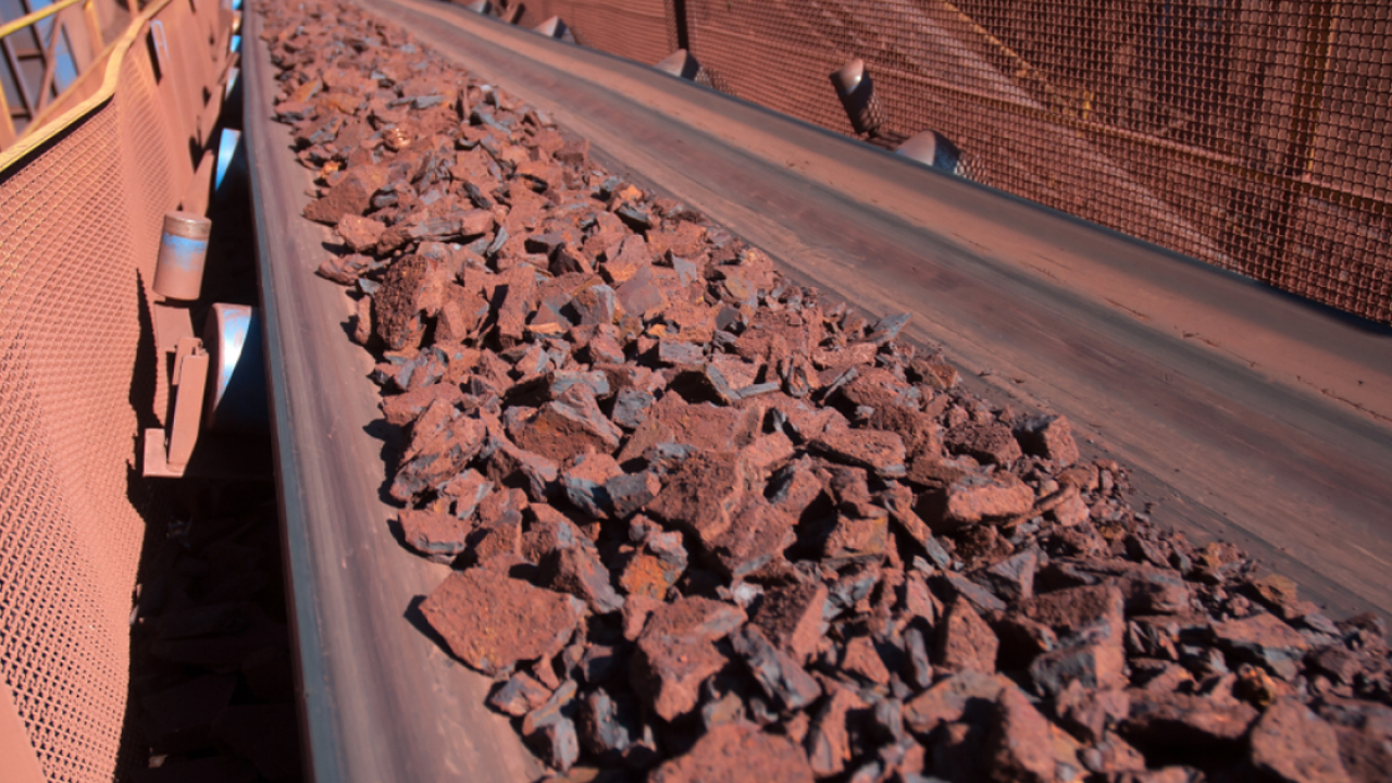 Dalian iron ore reaches one-week high