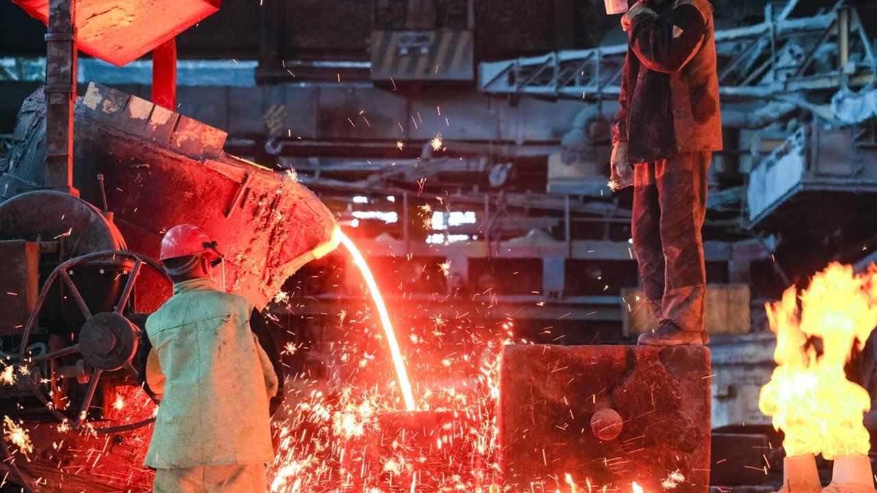 Çin'in günlük çelik üretimi düştü