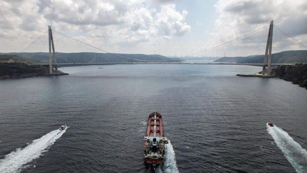 Uluslararası gemilerin boğazlardan geçişine yeni düzenleme